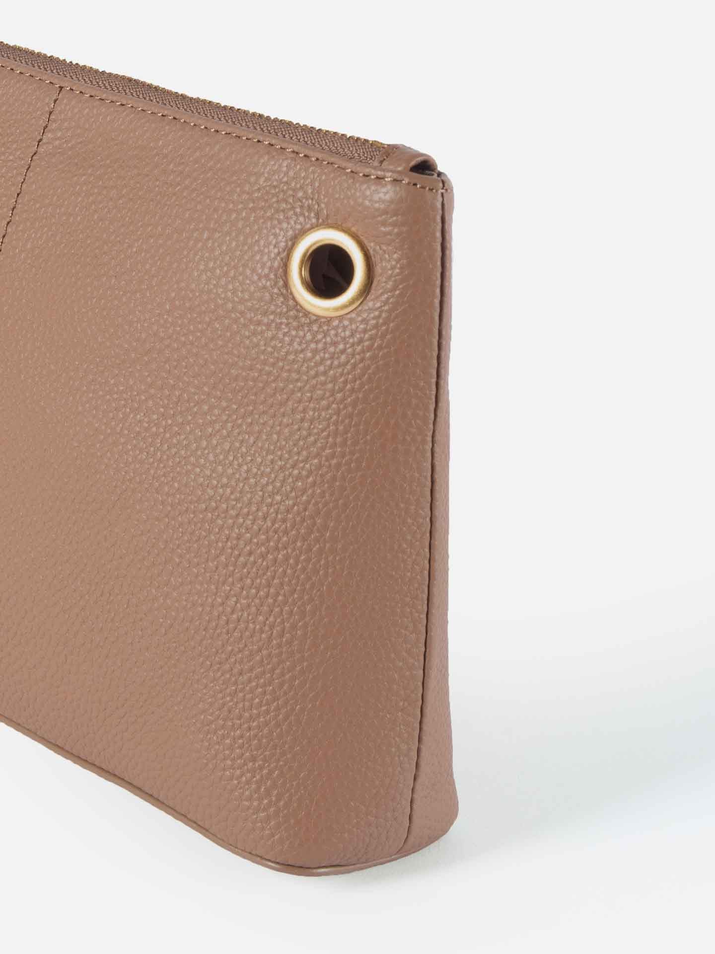 Luxe Medium Pouch - Pecan