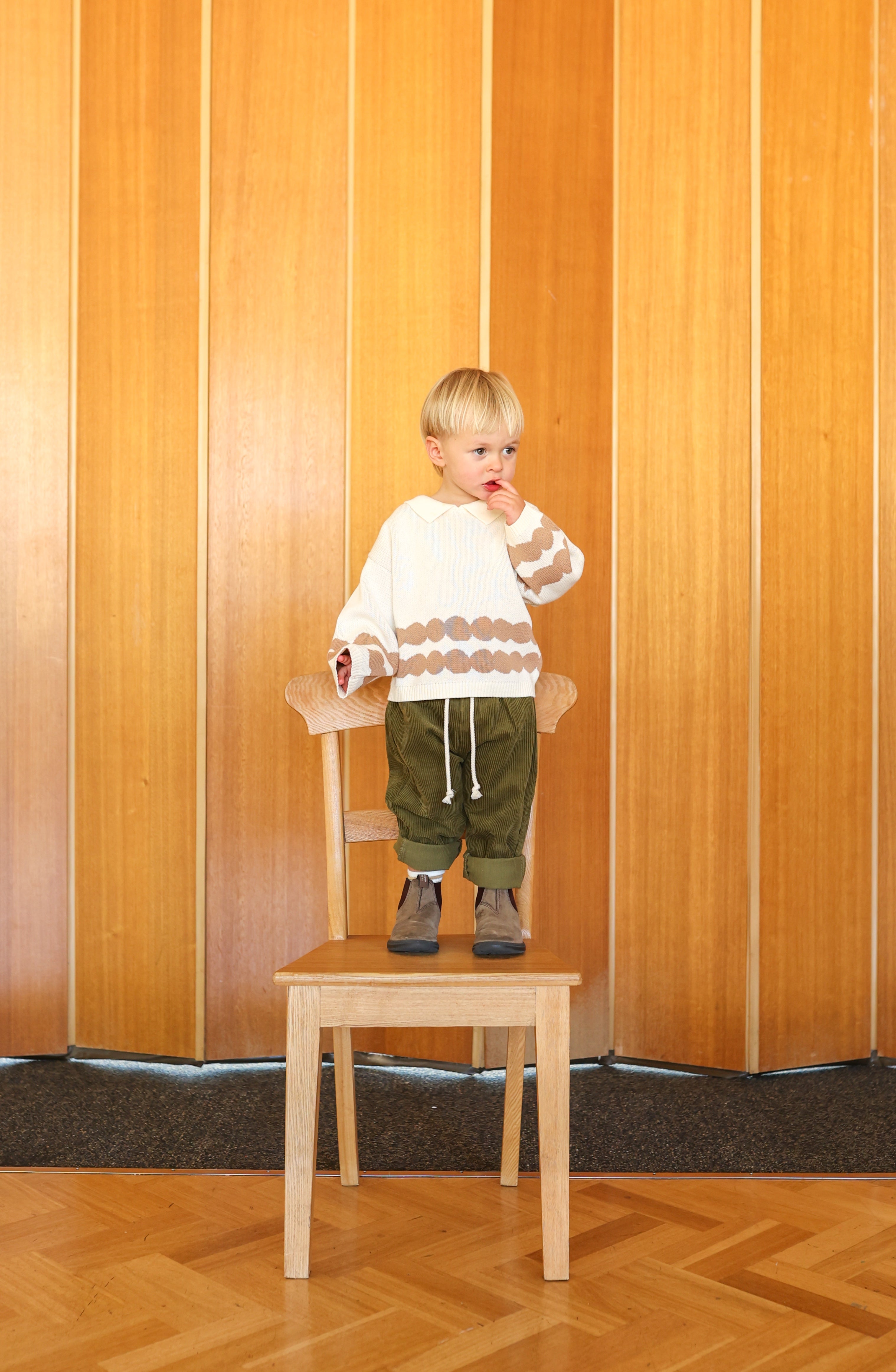 Grown Pebble Collar Pull Over - Milk & Clay