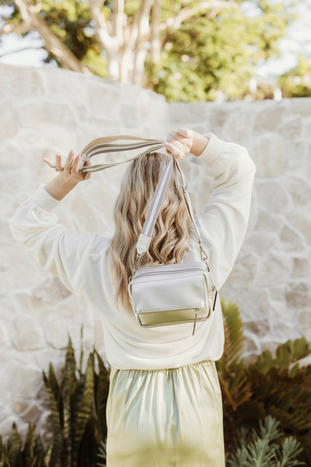 Playground Cross-Body Bag -Silver Dimple