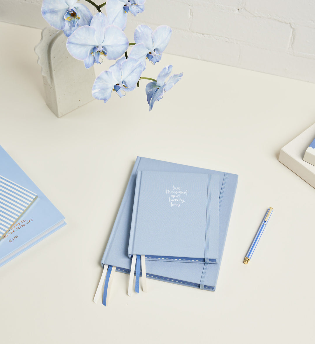Emma Kate Co. 2024 Planner | Grande | Vertical Weekly | Amalfi
