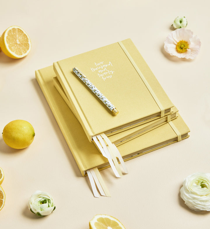 Emma Kate Co. 2024 Planner | Grande | Vertical Weekly | Limoncello