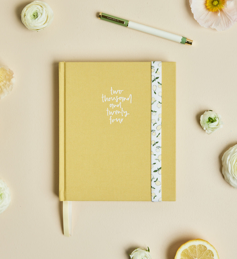 Emma Kate Co. 2024 Planner | Signature | Vertical Weekly | Limoncello