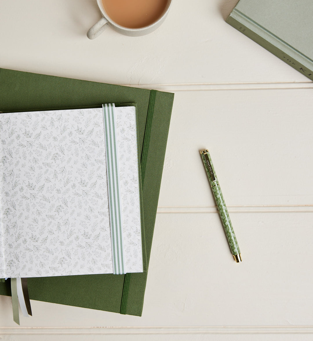 Emma Kate Co. 2024 Planner | Signature | Vertical Weekly | Oregano