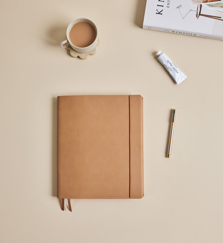 Emma Kate Co. Compendium | Grande | Biscotti
