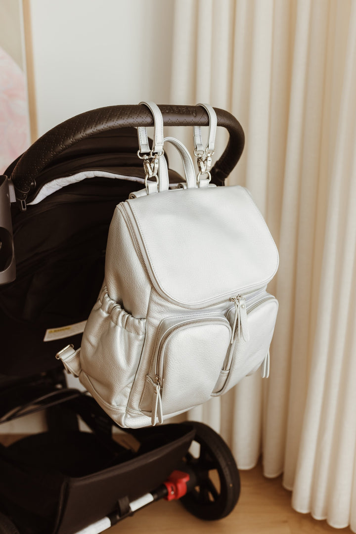 OiOi Nappy Backpack - Silver Dimple