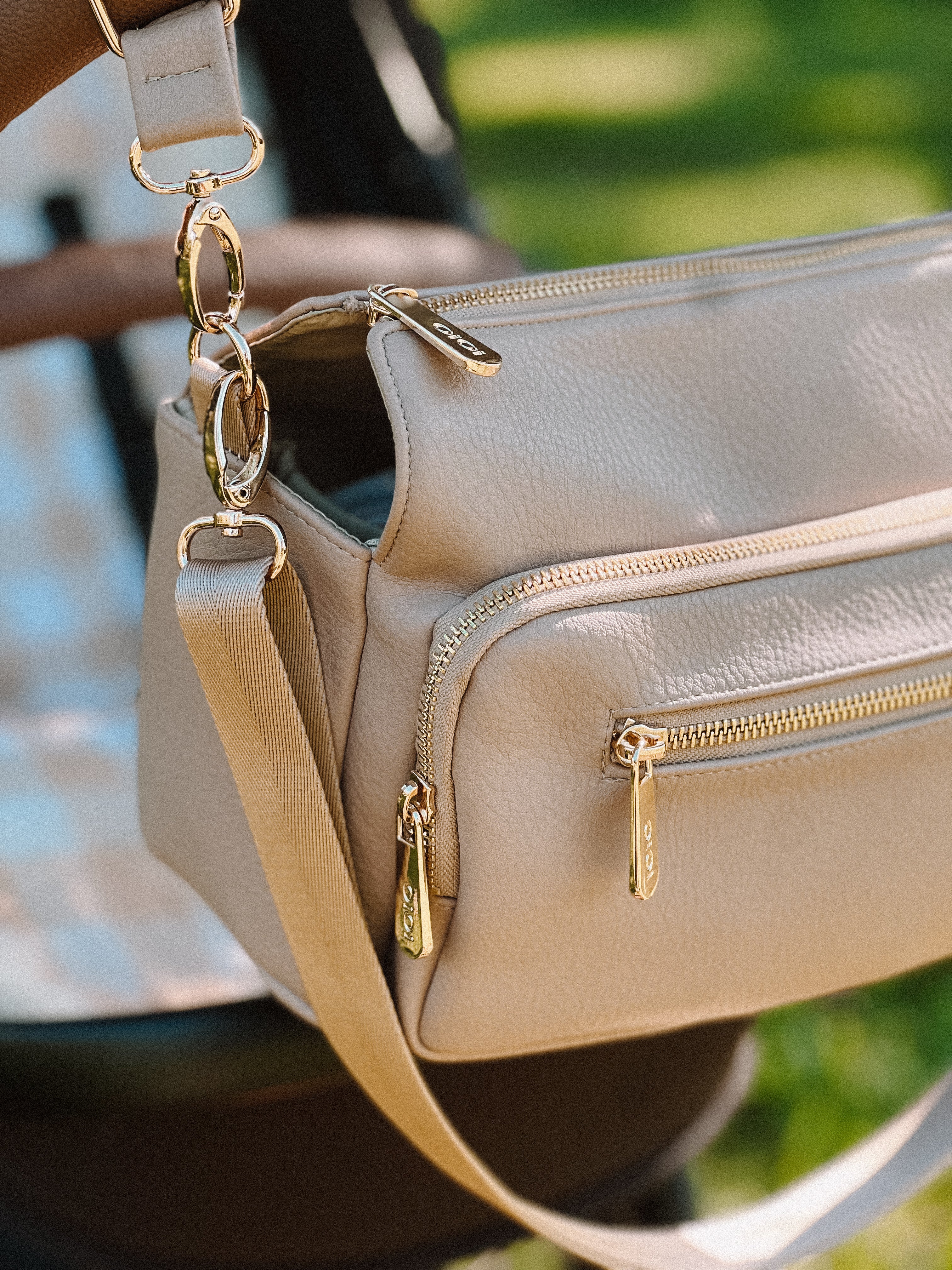 OiOi Multitasker Stroller Organiser - Oat
