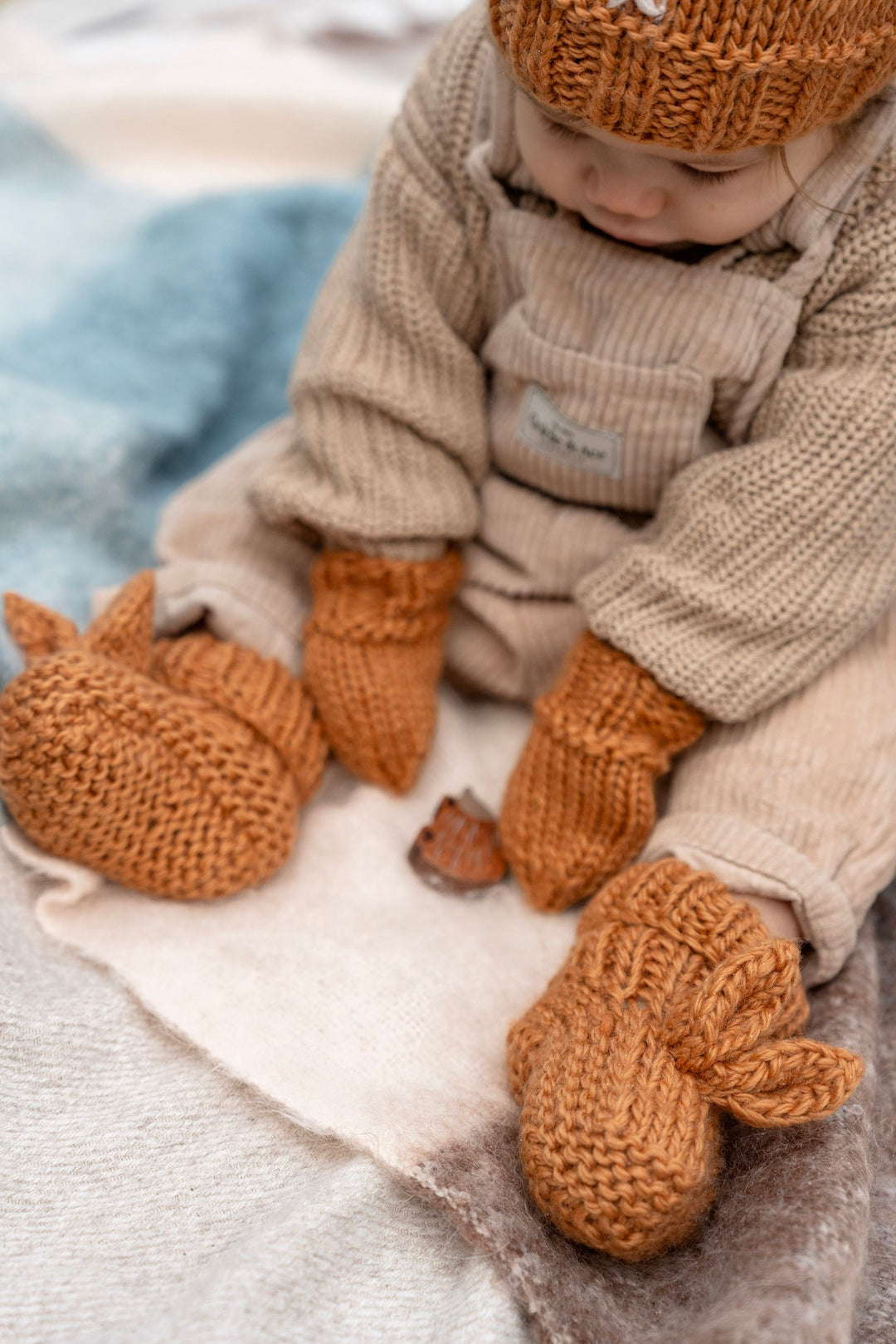 Acorn Cottontail Booties - Caramel