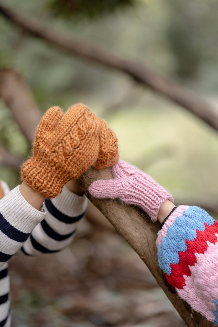 Acorn Free Spirit Mittens - Caramel