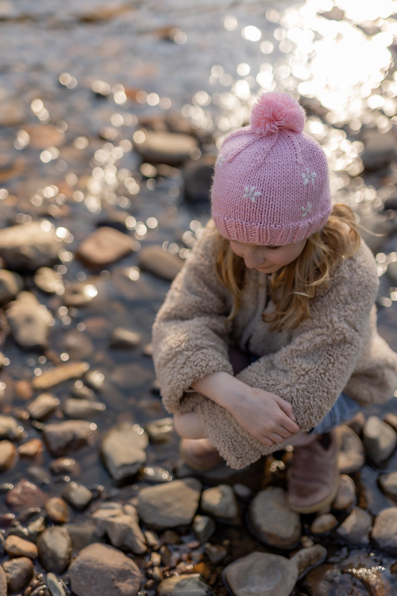 Acorn Daisy Beanie Pink