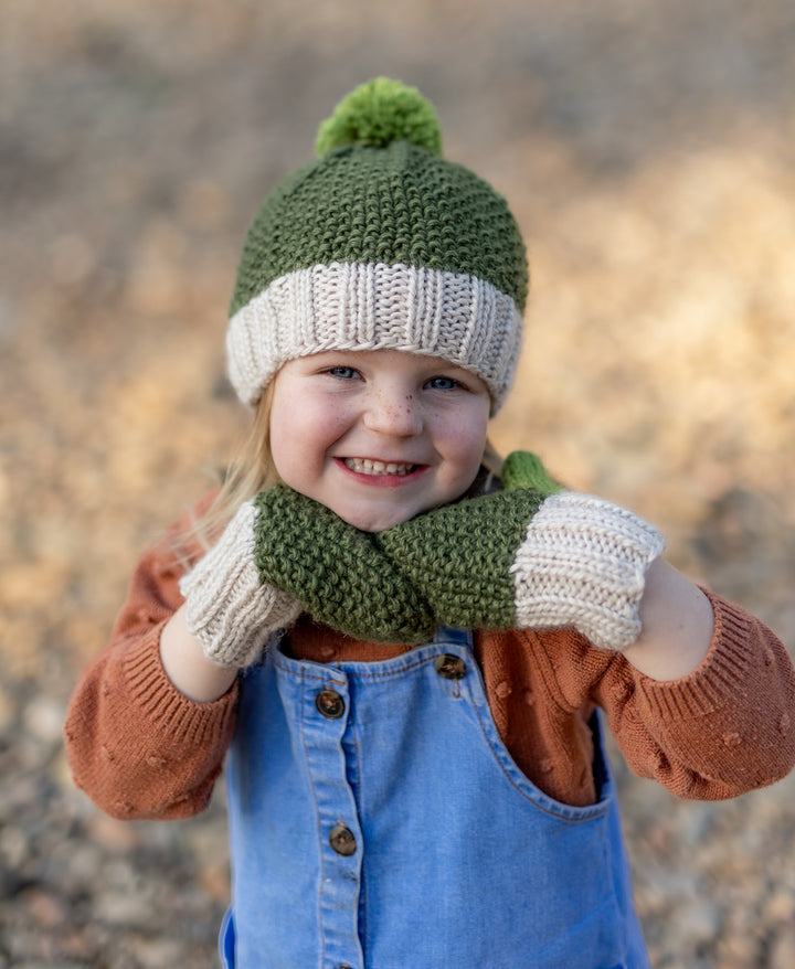 Acorn Wilderness Mittens Khaki