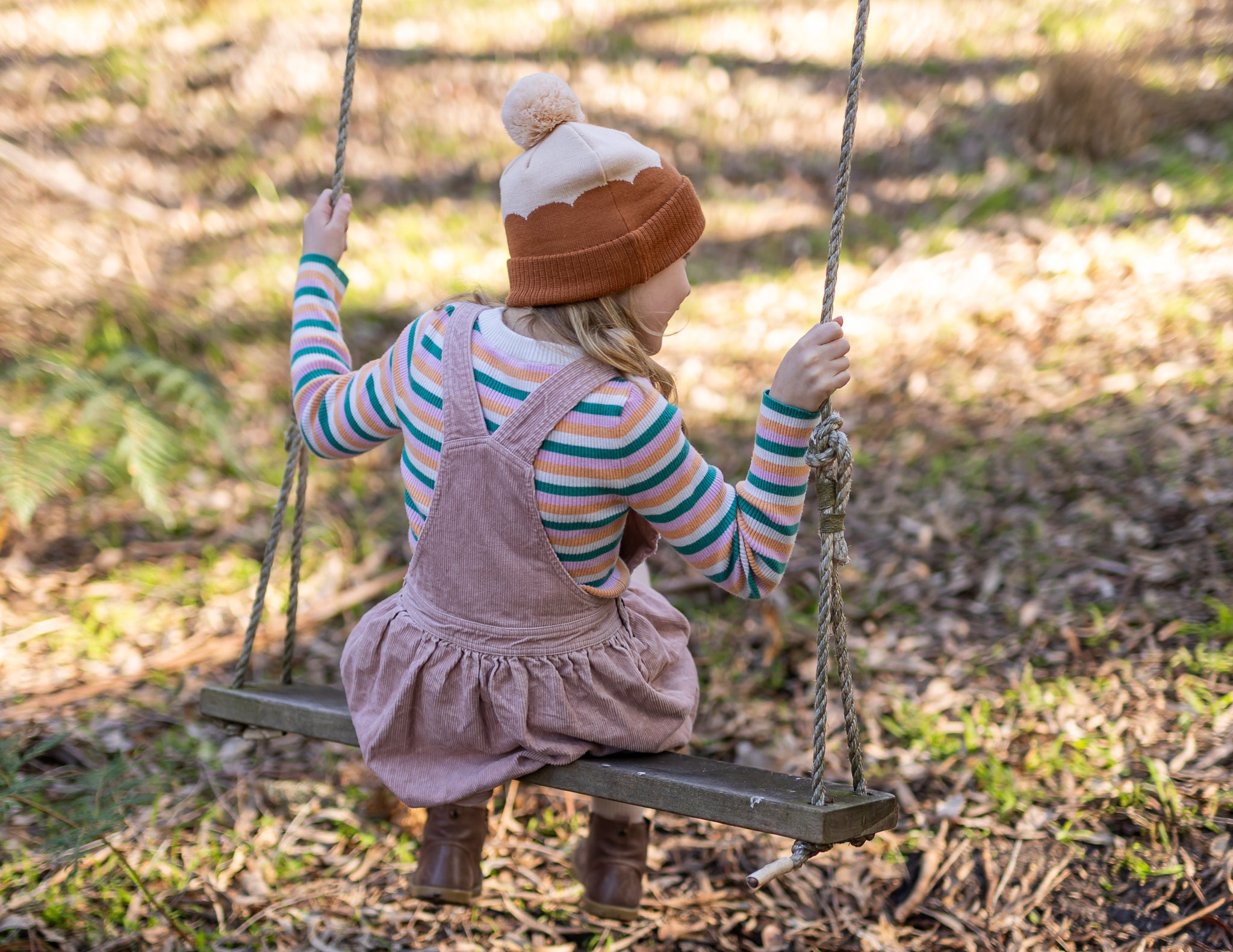Acorn Scalloped Merino Beanie Caramel
