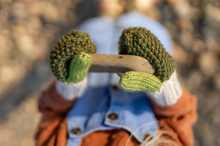 Acorn Wilderness Mittens Khaki