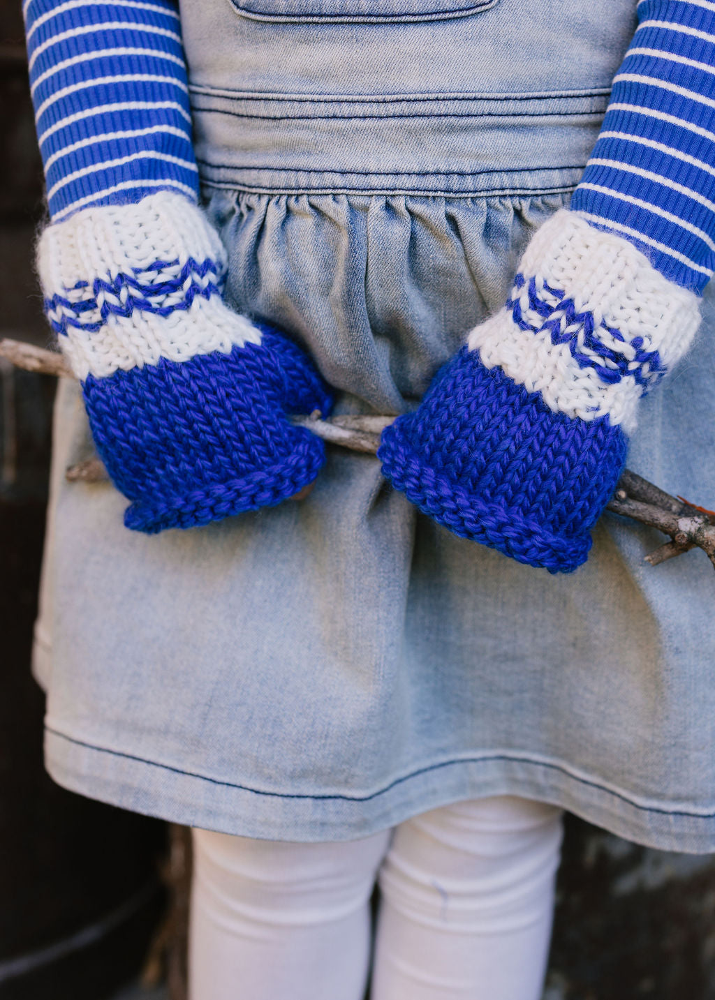 Denmark Mittens Blue and Cream