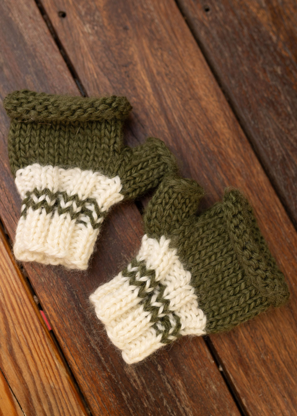 Denmark Mittens Khaki and Cream