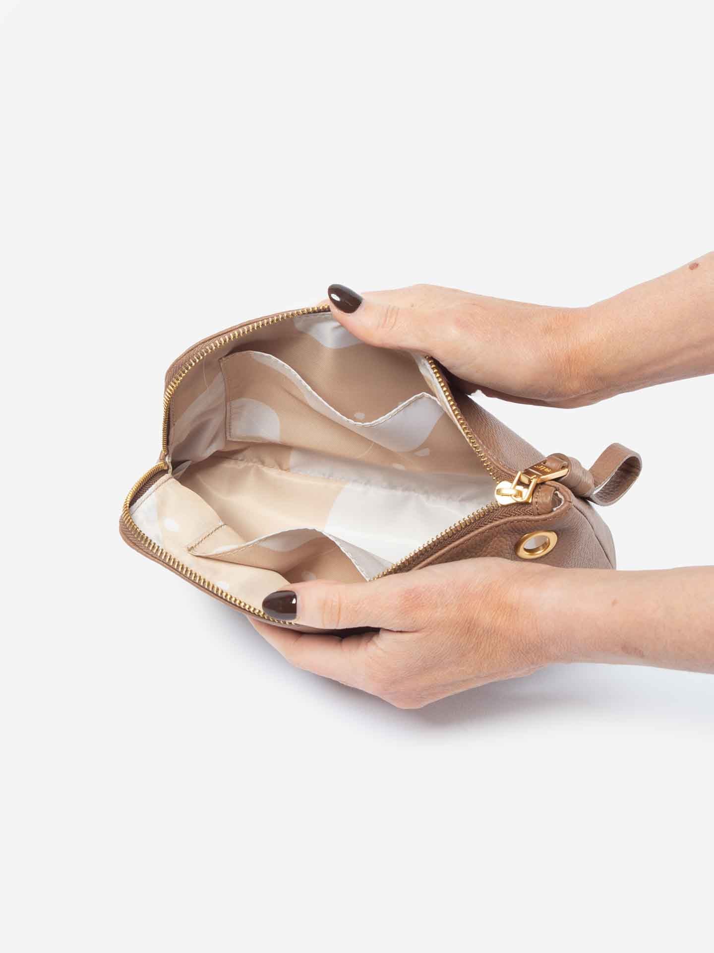 Luxe Medium Pouch - Pecan