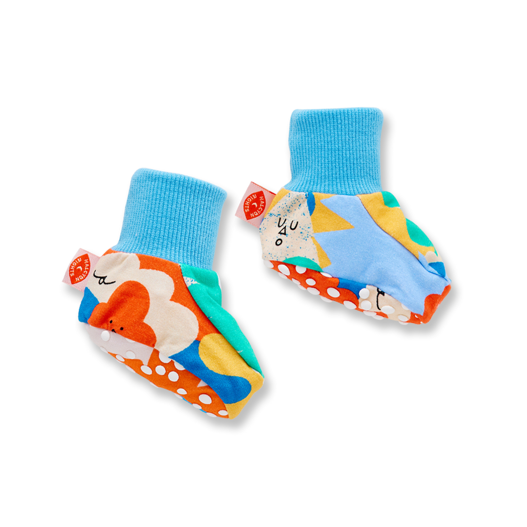 Mount Wiggly Baby Booties