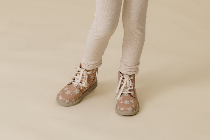 Pretty Brave London - Petal