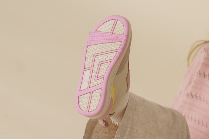 Pretty Brave Icon Trainer - Sparkle Hearts