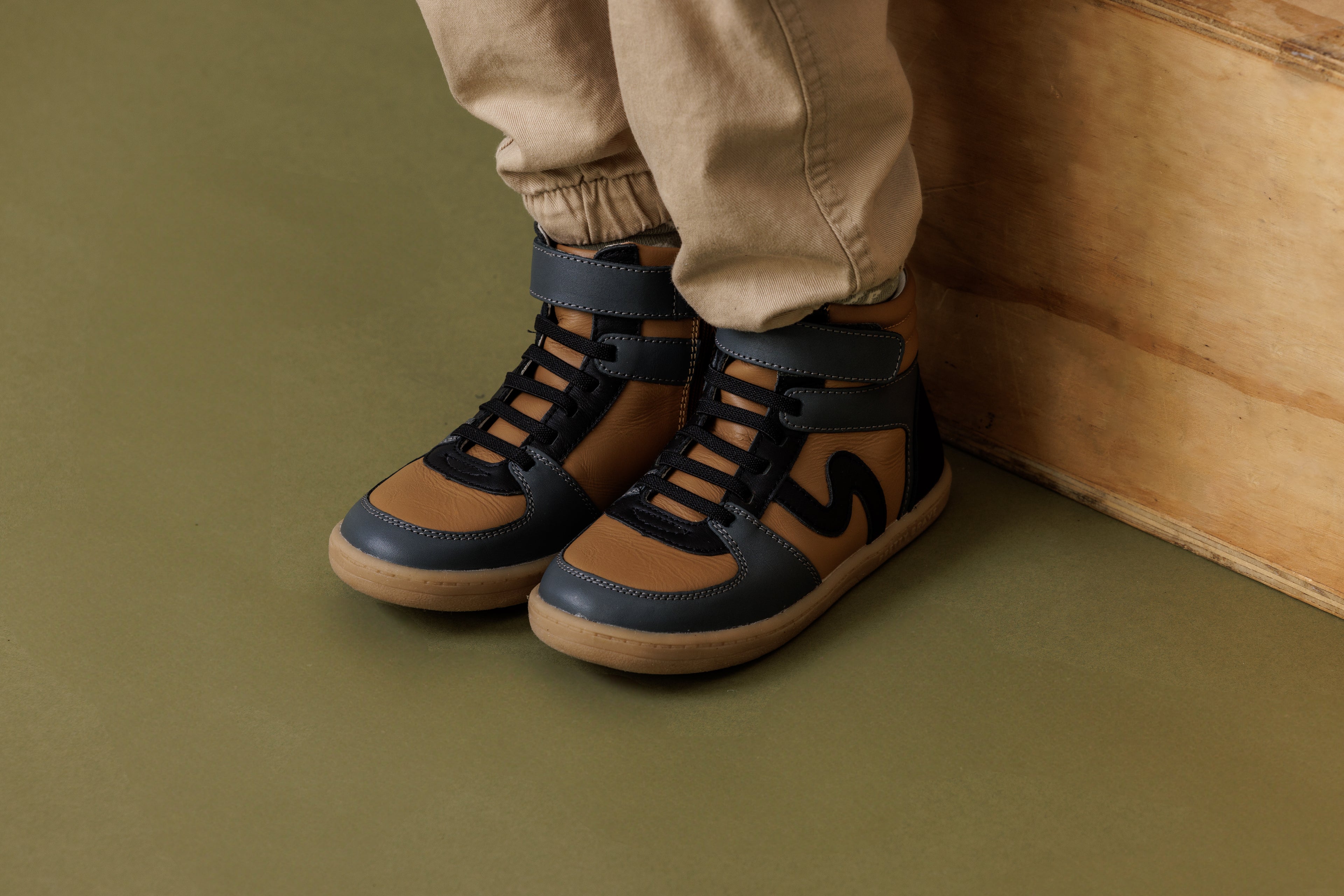 Pretty Brave Hi-Top - Tan Combo