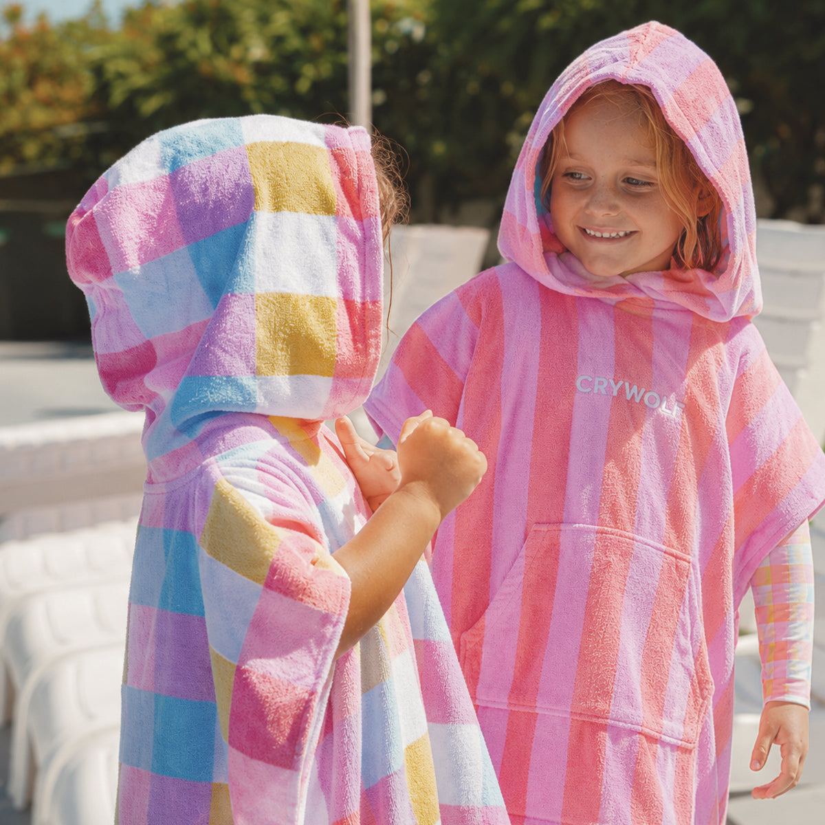 Hooded Towel Flamingo Stripe