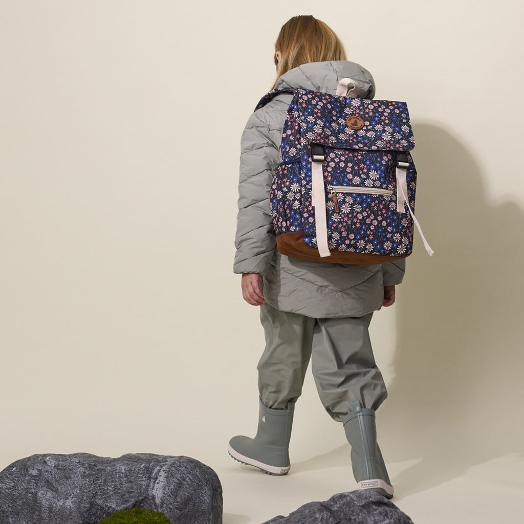 Knapsack - Winter Floral