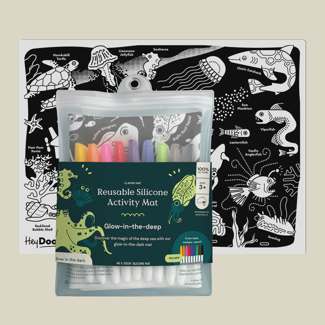 Glow-in-the-deep Classic Colouring & Doodle Mat
