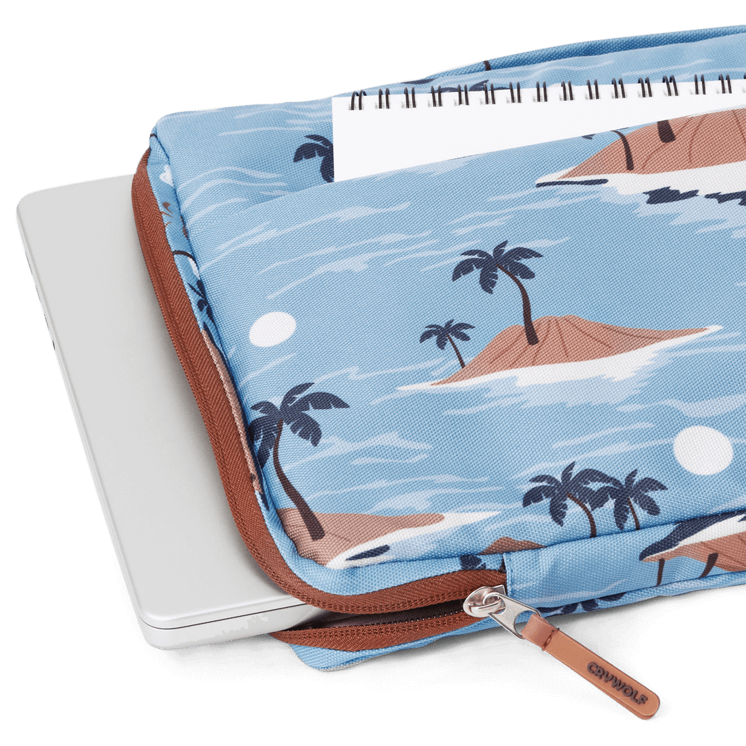 Crywolf Laptop Sleeve 13" - Blue Lost Island