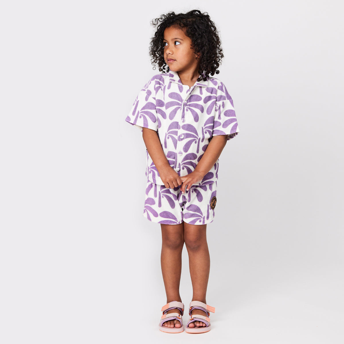 Crywolf Resort Set - Lilac Palms