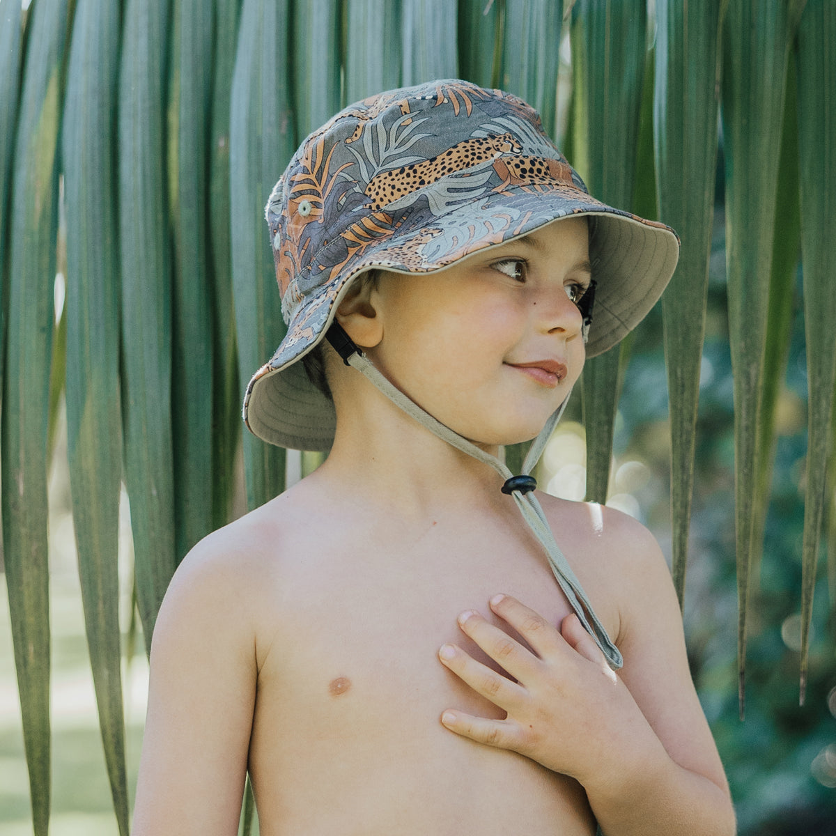 Crywolf Reversible Bucket Hat - Jungle