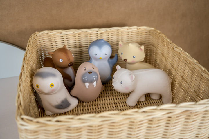 Tikiri My First Arctic Animal Bundle
