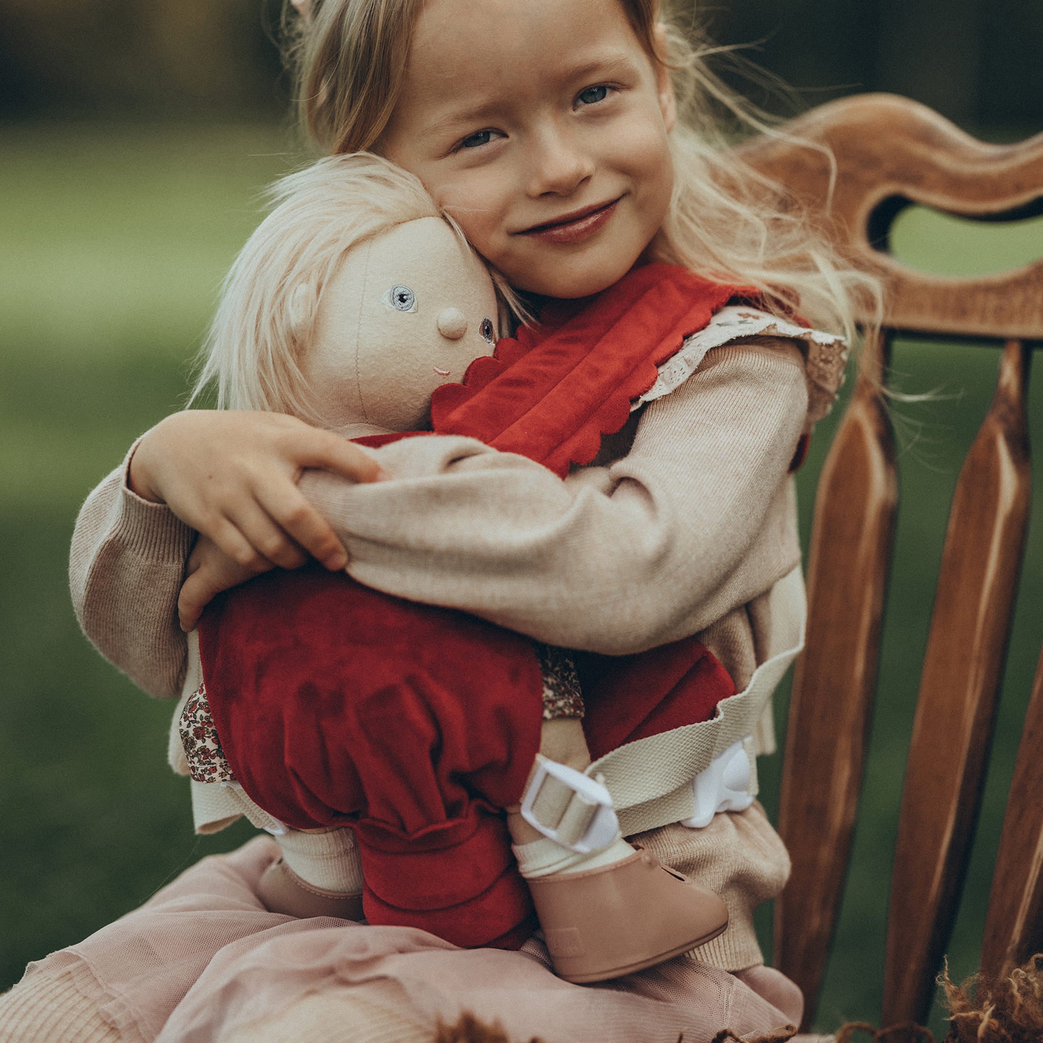 Dinkum Doll Petal Carrier - Red