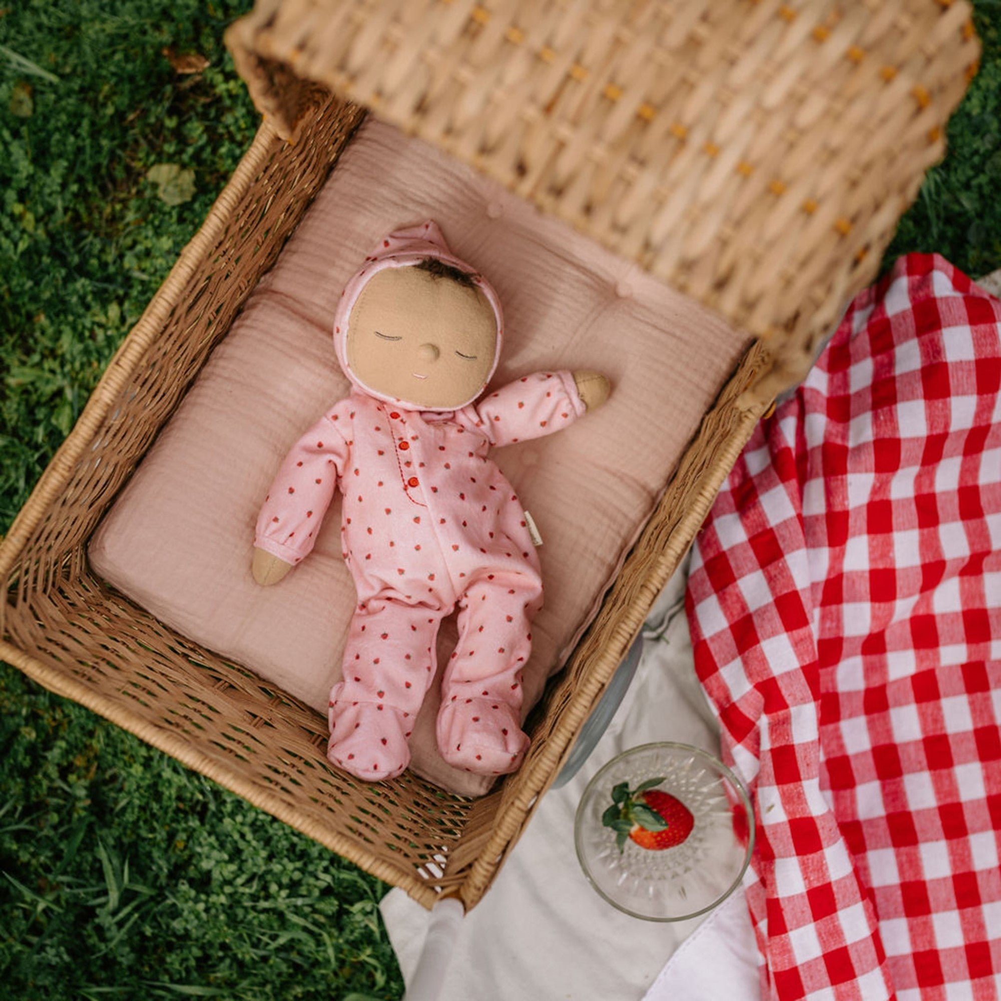 Dozy Dinkum Doll Pip - Strawberry