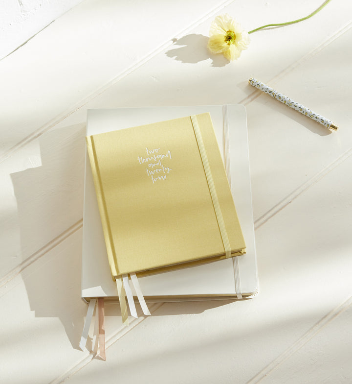 Emma Kate Co. 2024 Planner | Signature | Vertical Weekly | Limoncello