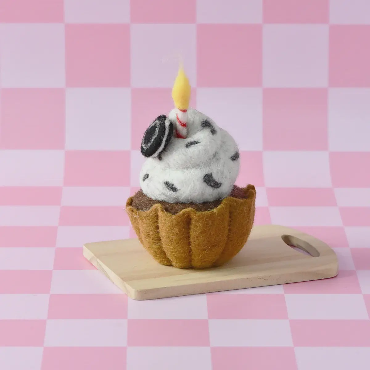 Tara Treasures Felt Giant Oreo Cupcake with Candle