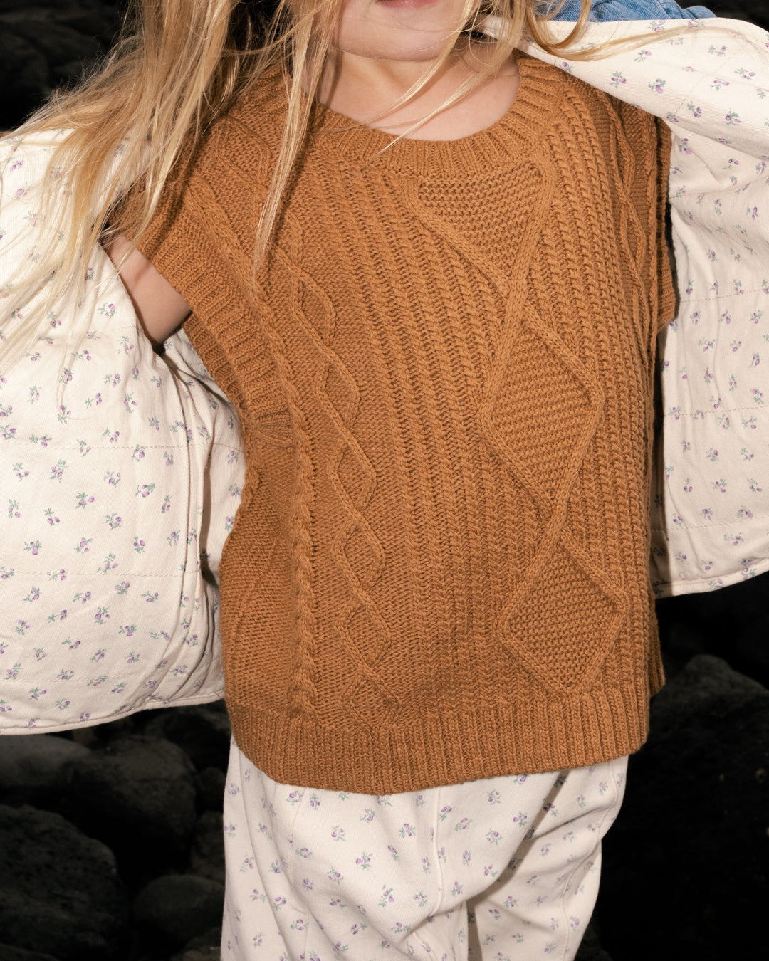 Grown Chunky Cable Knit Vest - Toast