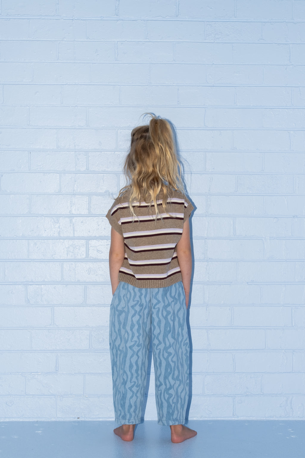Organic Stripe Apple Knit Vest - Oatmilk