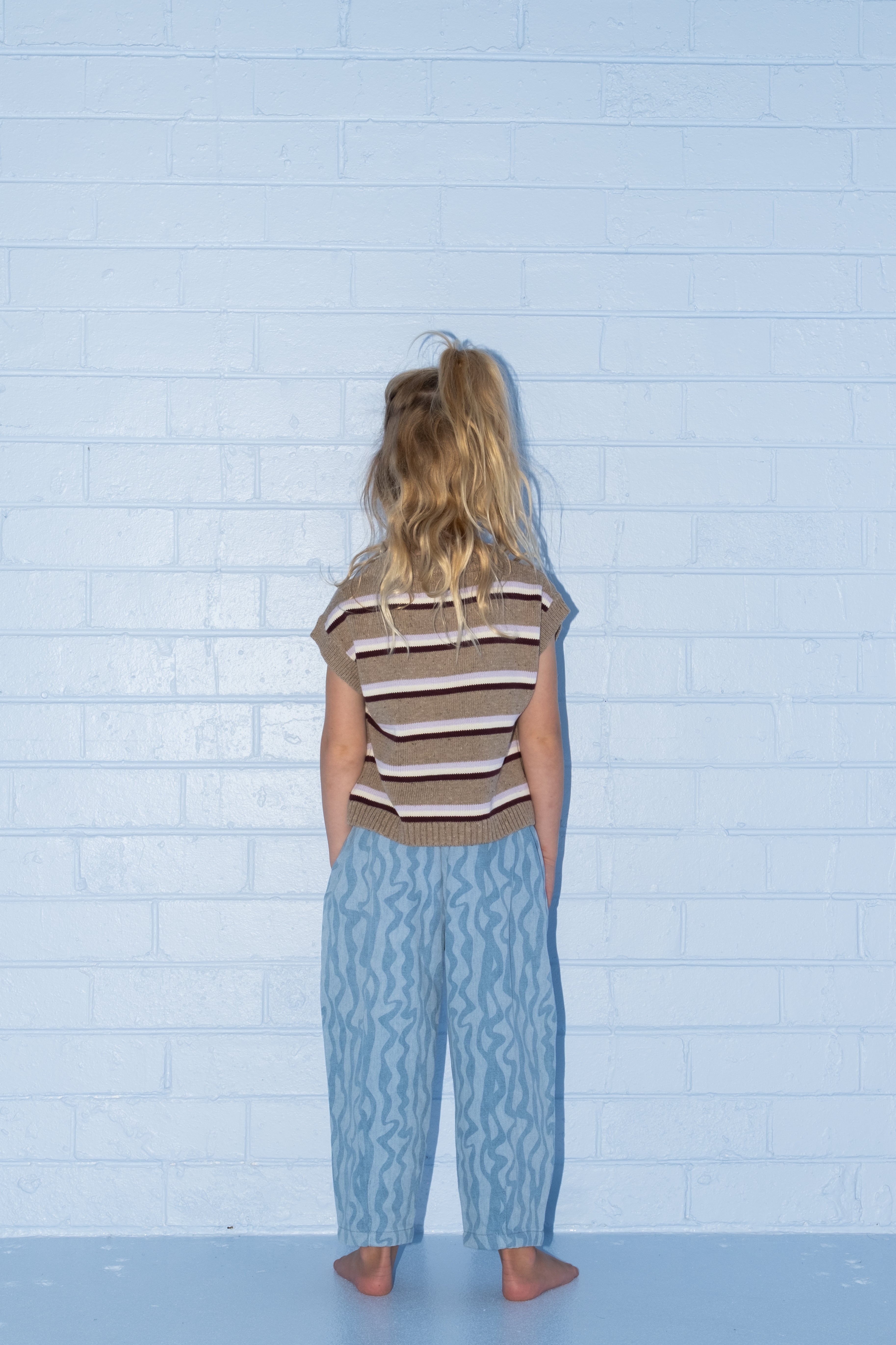 Organic Stripe Apple Knit Vest - Oatmilk