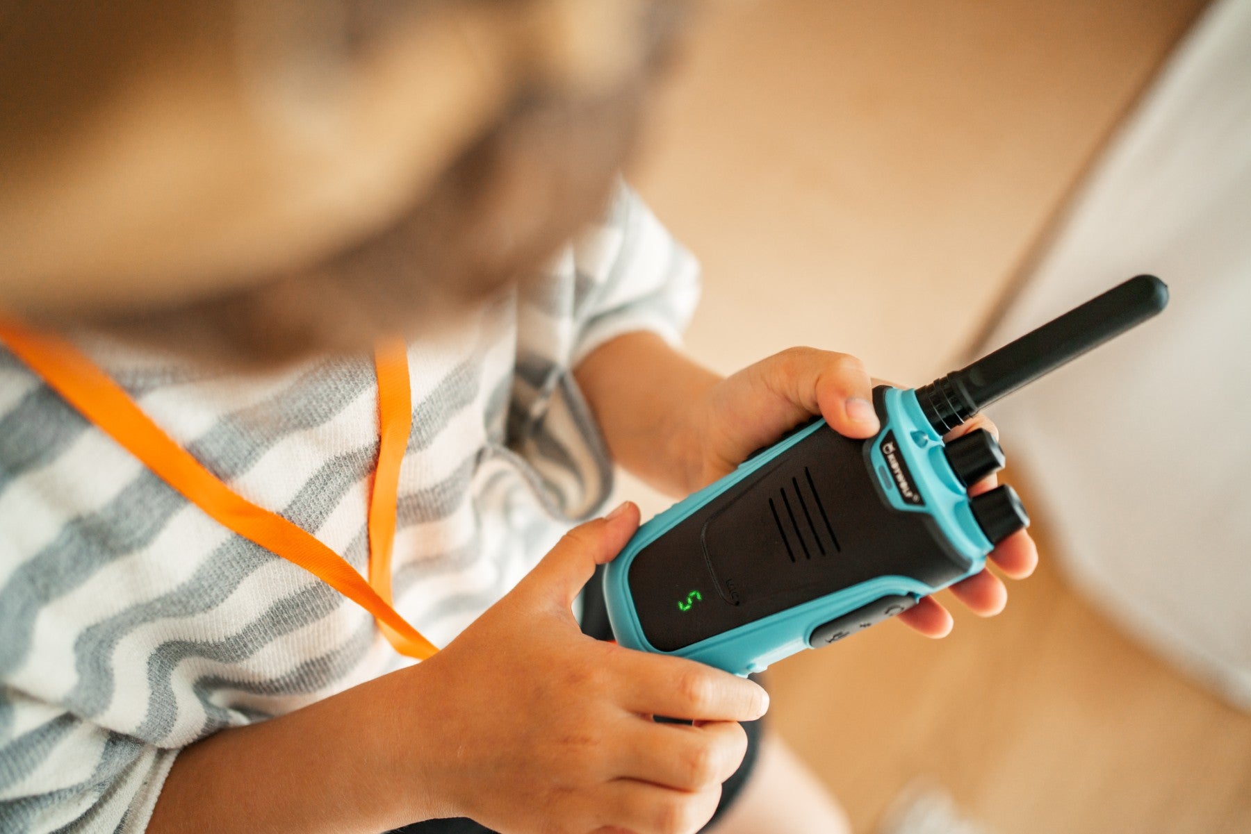 Kidytalk - Long Range Walkie-Talkie - Blue/Red