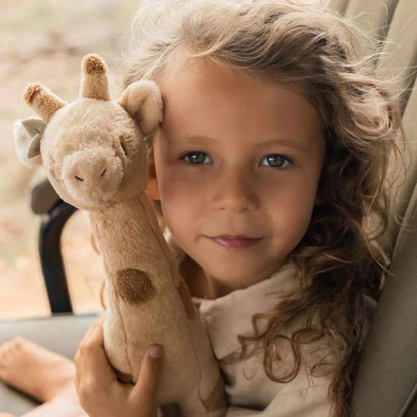 PRE-ORDER Cuddle Giraffe