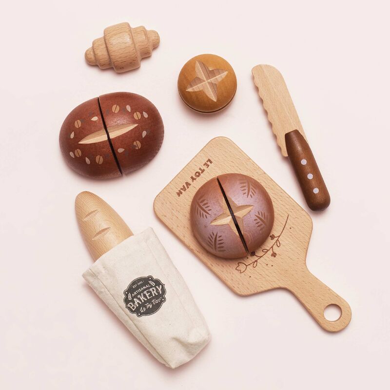 Bread, Loaf and Knife Set