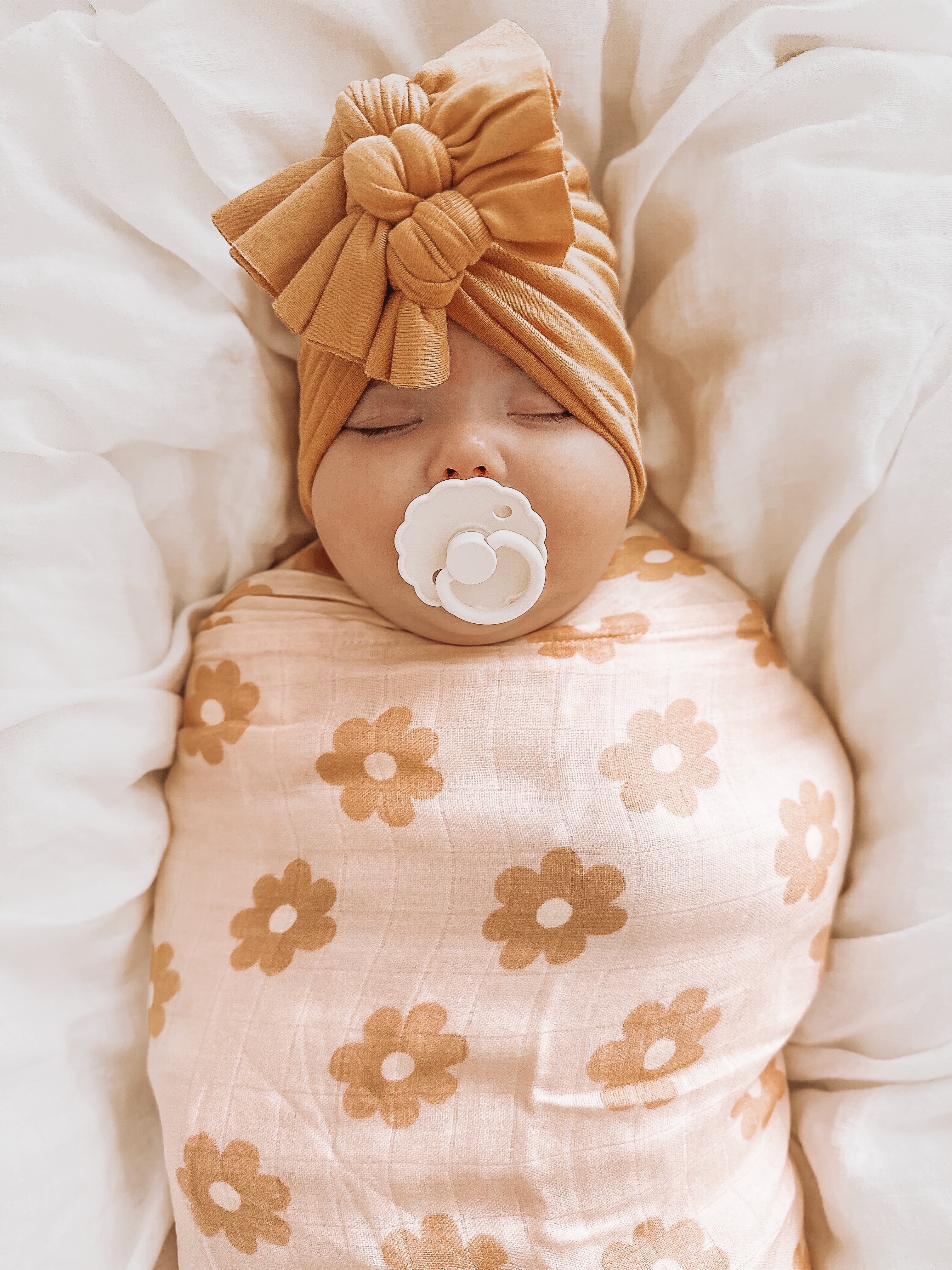 Fox & Fallow Organic Muslin Wrap - Daisy Chain