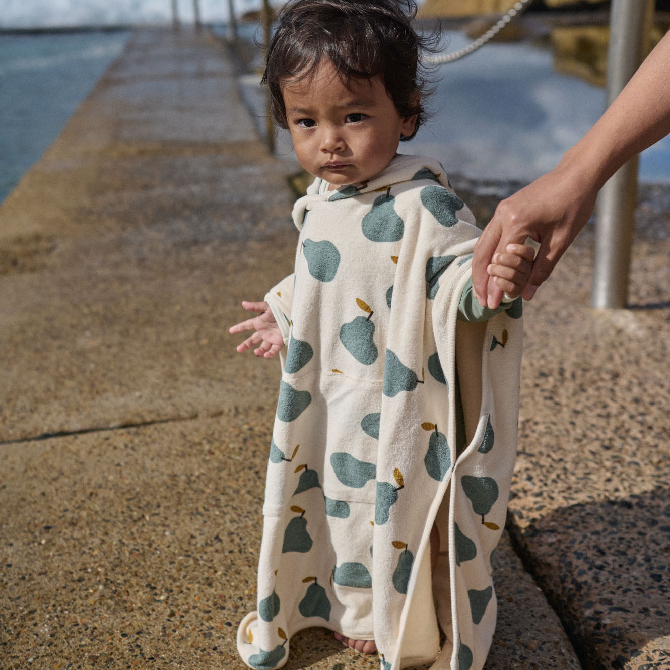 Poncho - Pear Print