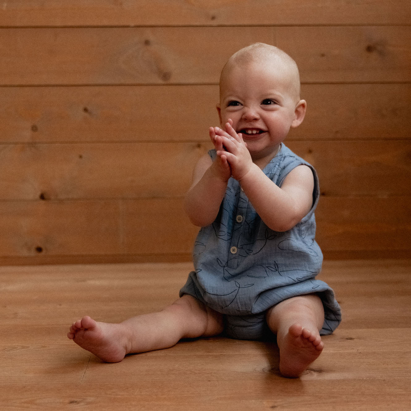 Nature Baby Cedar Suit Muslin - Blue Whale Print