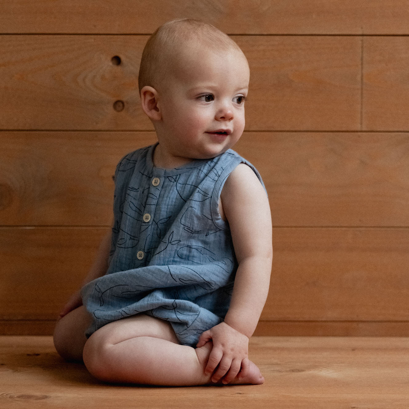 Nature Baby Cedar Suit Muslin - Blue Whale Print
