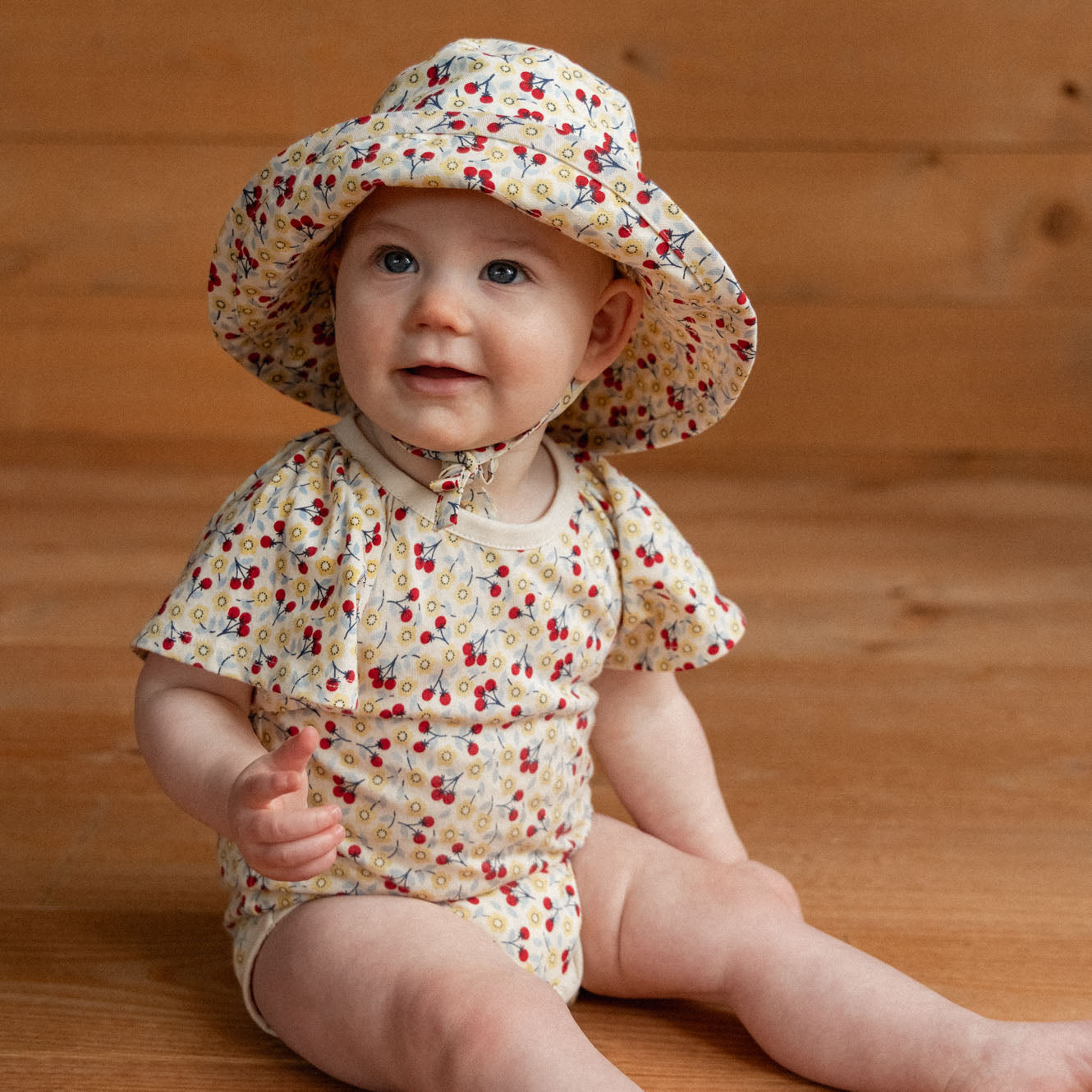 Holiday Sunhat - Kitchen Garden Print