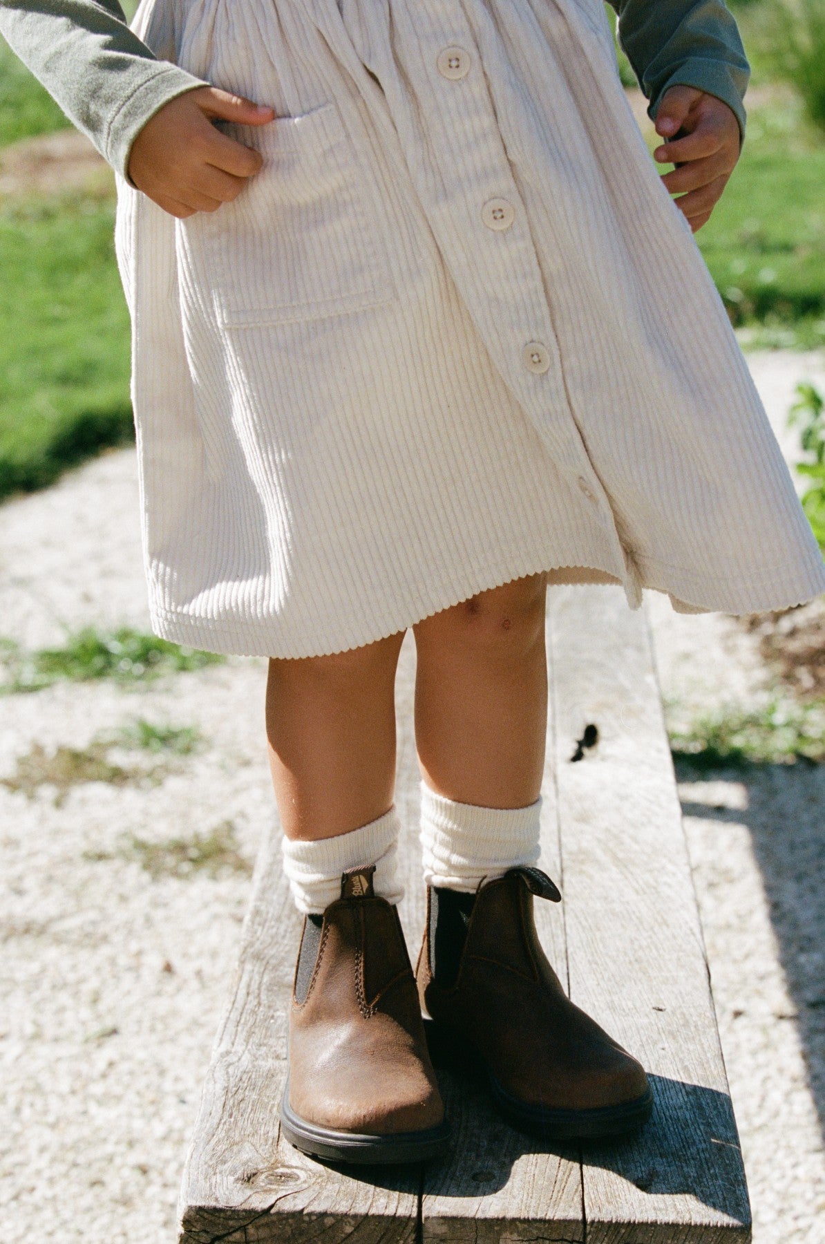 Willa Pinafore - Ecru