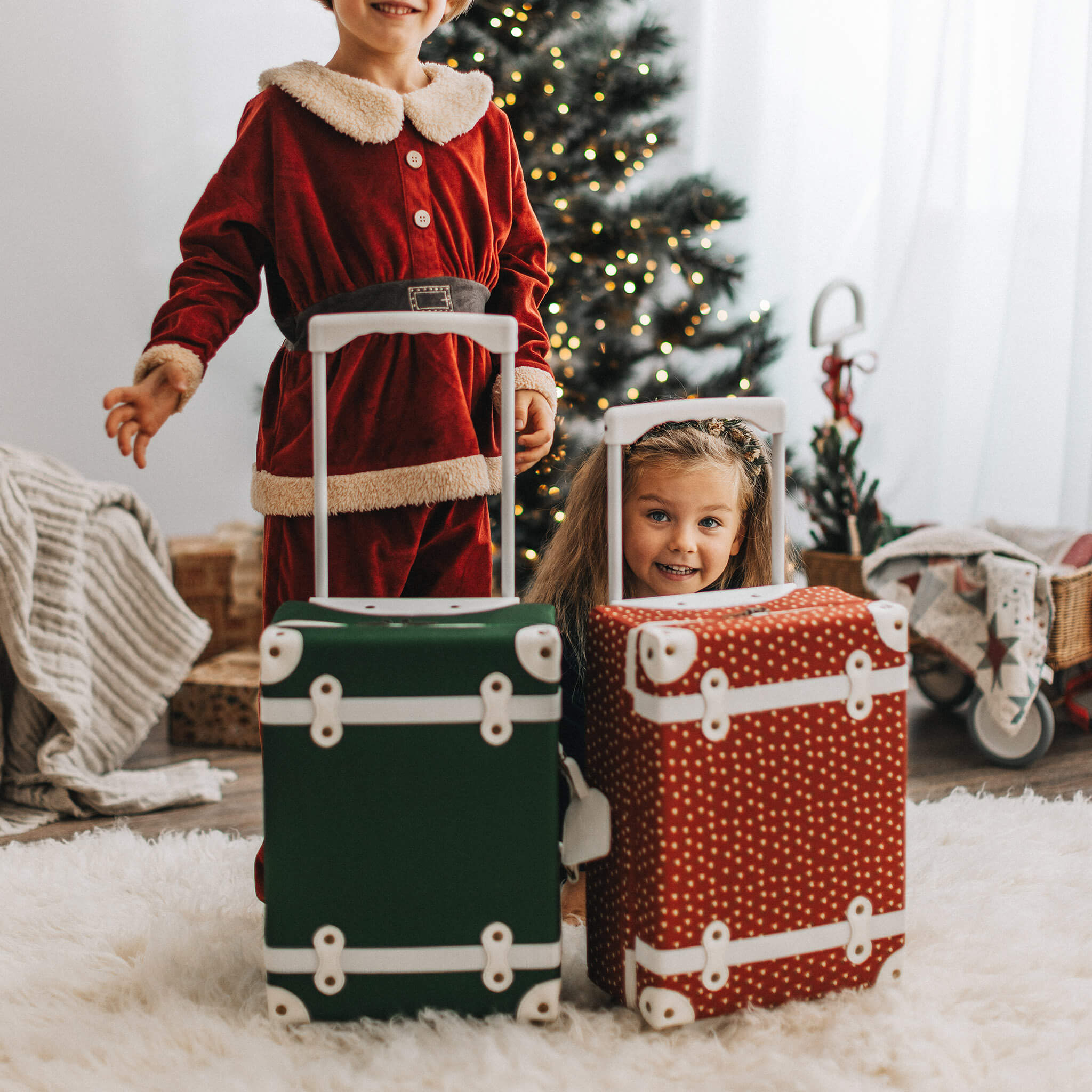 Holiday See-Ya Suitcase - Sweetheart Red
