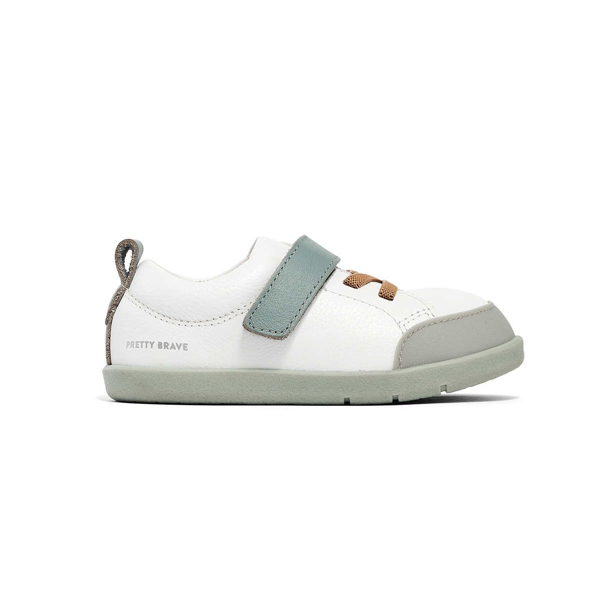 Pretty Brave Boston White/Sage