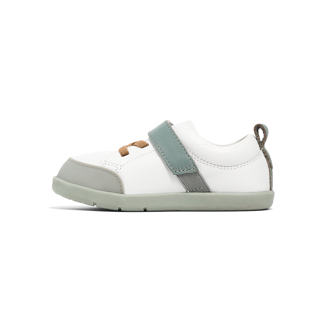 Pretty Brave Boston White/Sage