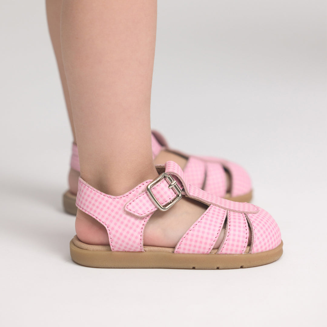 Pretty Brave Millie Candy Picnic